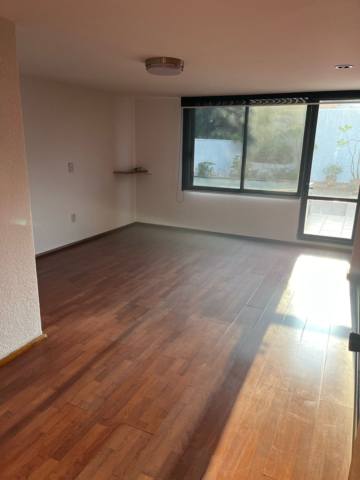 Descripción breve de img_bosques_duraznos_01